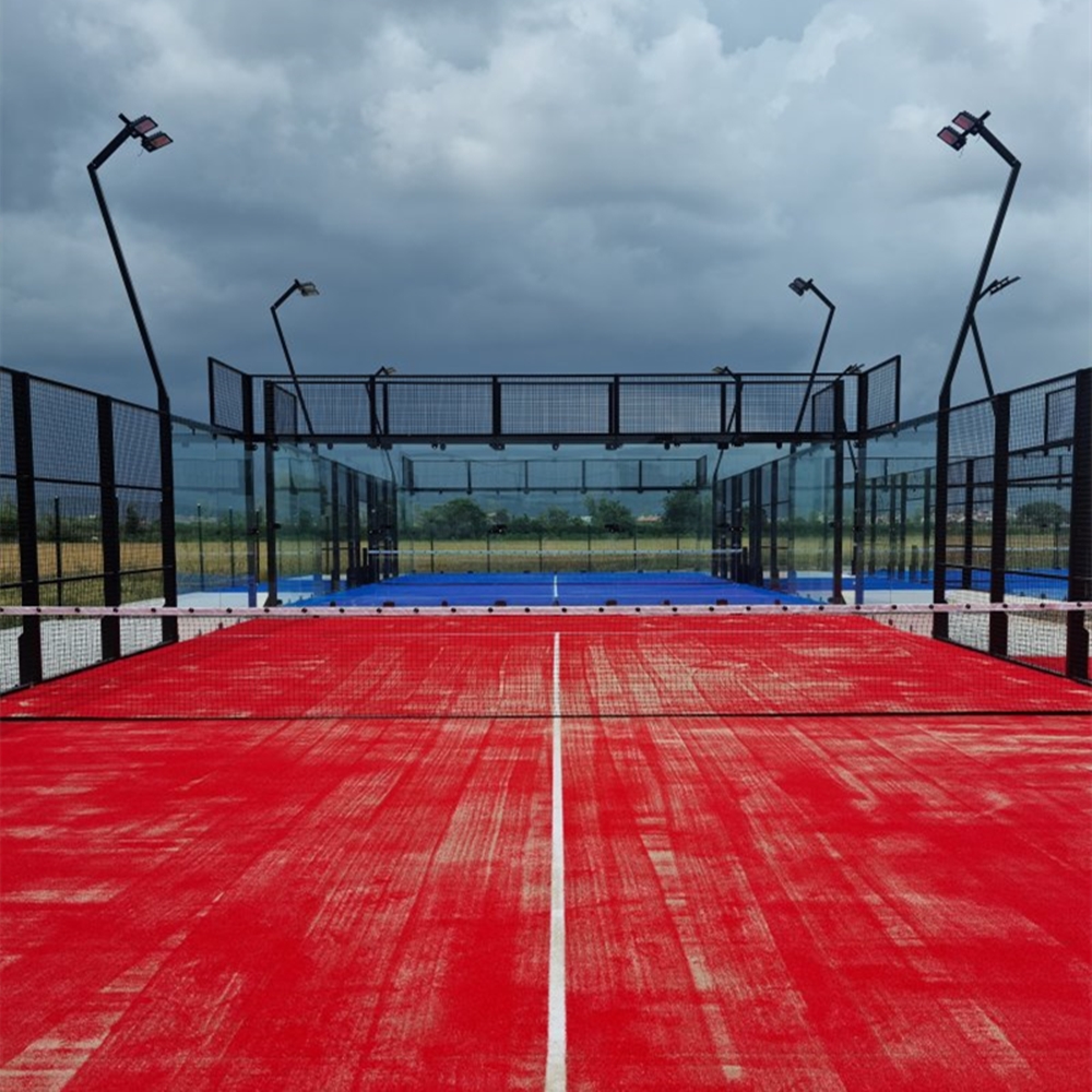 How to buy an indoor high-end panoramic padel court on a very low budget